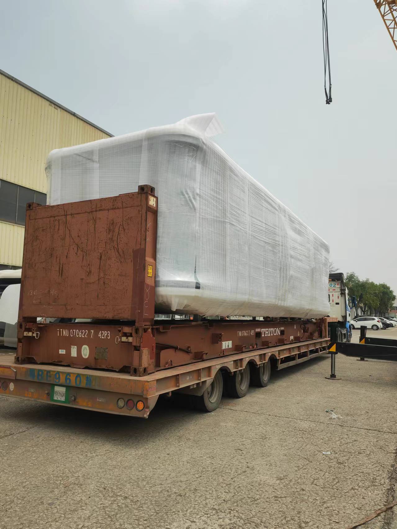 Out-of-gauge (OOG) or oversized cargo shipping refers to the transport of goods via sea that exce ed the standard dimensions or weight limits of regular containers, such as large machinery and industrial components.